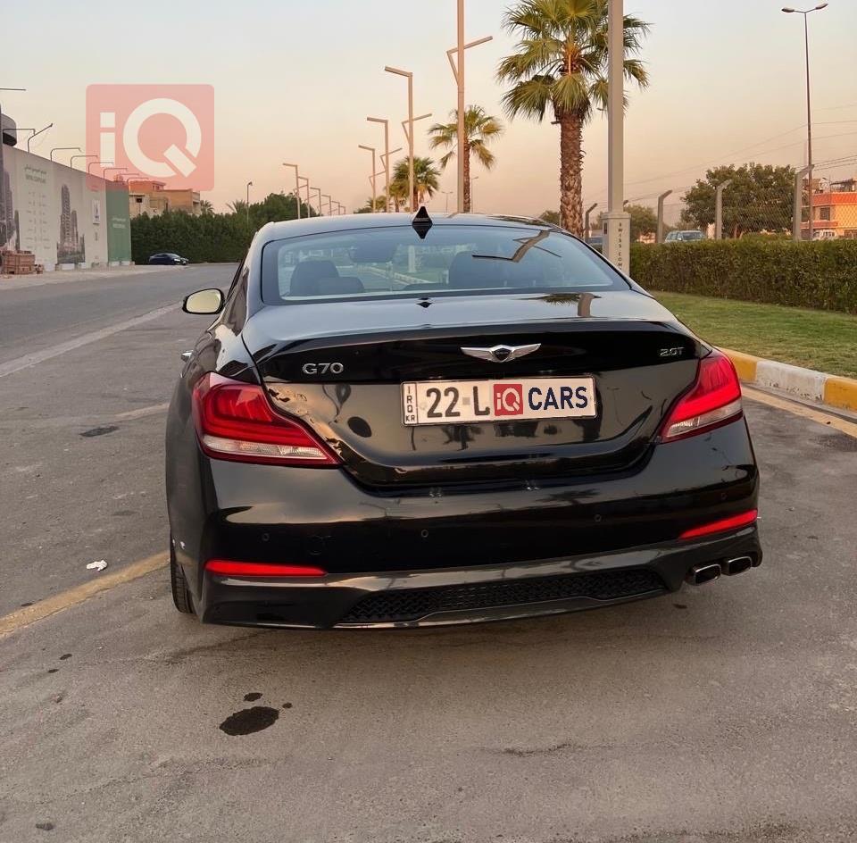 جنسس G70
